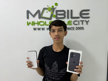 Load image into Gallery viewer, Apple iPhone - Ansuran Bulanan - Beli Sekarang Bayar Kemudian
Pelan Ansuran EasyPay Kad Debit - Cara Lebih Bijak Untuk Membuat Bayaran Bagi Pembelian Yang Anda Benar-Benar Inginkan
Tanpa Deposit, Tanpa Kad Credit
Beli Apa-Apa* Sahaja, Di Mana-Mana Jual
Nikmati Tempoh Ansuran Daripada 12, 24 Dan 36 Bulan
Pelan Ansuran Hanya Boleh Digunakan Untuk Urusan Pembelian Seperti Telefon Bimbit, Kamera, Aksesori Kereta, Komputer, Alatan Elektronik & Elektrik, GPS, Optik, Produk Kecantikan & Kesihatan, Kelengkapan Rum