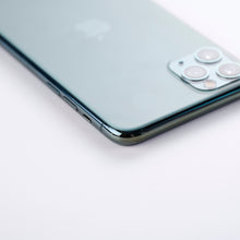 Load image into Gallery viewer, [Pre-owned/Second] Apple iPhone 11 Pro Max | 64GB • 256GB • 512GB
