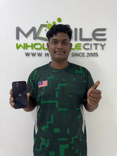 Load image into Gallery viewer, [Go AhaPay] Apple iPhone 16 | Pelan Ansuran Layak Untuk Semua – Termasuk CTOS Sangkut ✅
