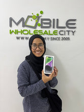 Load image into Gallery viewer, [Ansuran 36 Bulan - Kad Debit] New Apple iPhone 14 | 128GB • 256GB • 512GB

