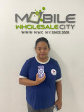 Load image into Gallery viewer, [Go Atome — Moby PayLater] Apple iPhone 16e | Pelan Ansuran Layak Untuk Semua – Termasuk CTOS Blacklist – Tanpa Documents ✅
