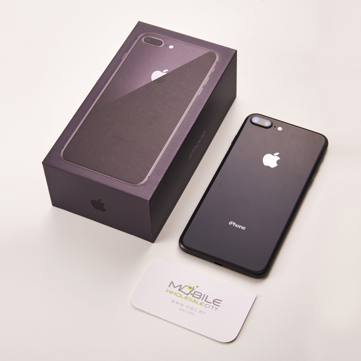 [Pre-owned/Second] Apple iPhone 8 Plus | 64GB • 128GB • 256GB